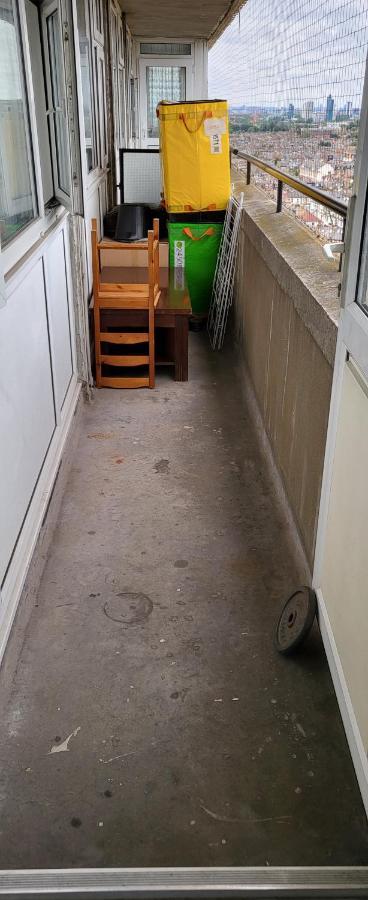 Double Room In A Cosy Flat In Tooting 런던 외부 사진